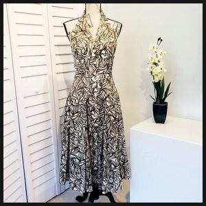 ✨NWOT✨Gorgeous Halter Back Button Down Sun Dress🌻